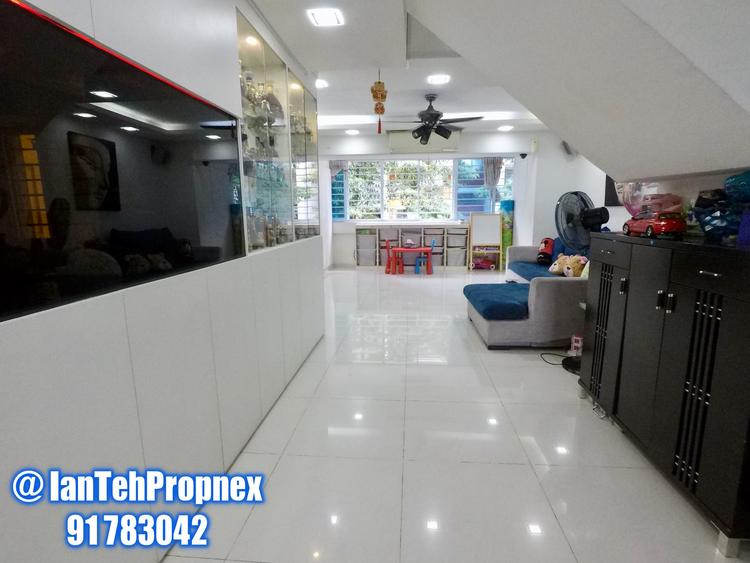 Blk 120 Bukit Batok Central (Bukit Batok), HDB Executive #155944912